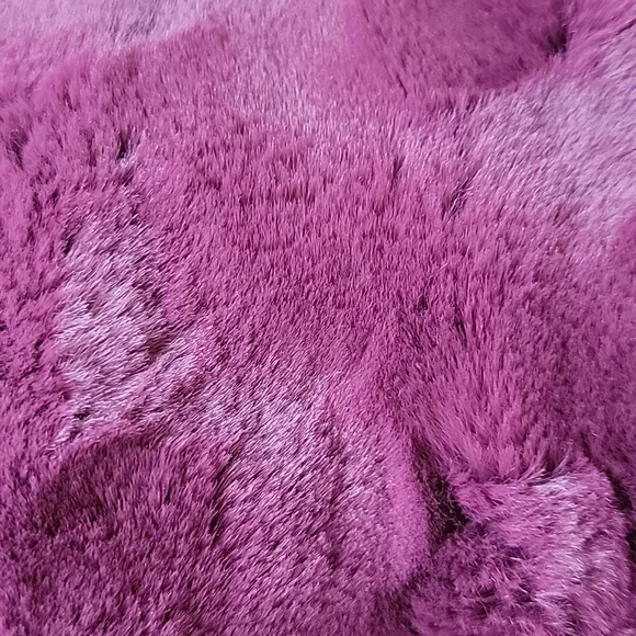 Nicole Miller  Reversible Quilted Faux Fur Insulated Puffer Vest/ M. - Picture 8 of 9